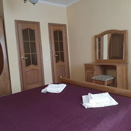 Lejlighed ніколет Mukatjevo